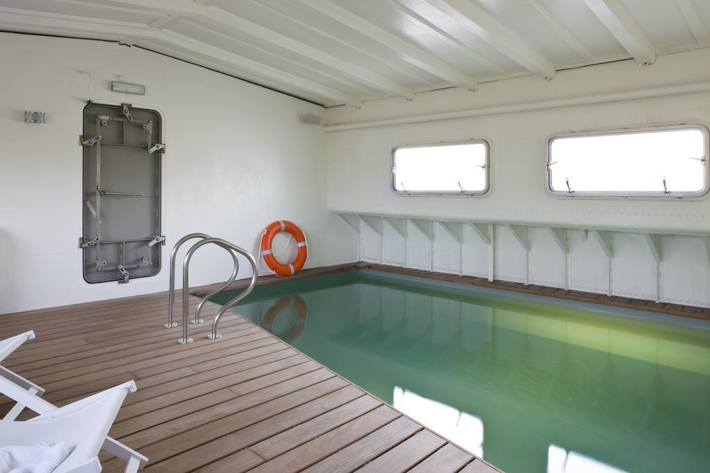 B&B Droomboot Oudenburg Eksteriør bilde